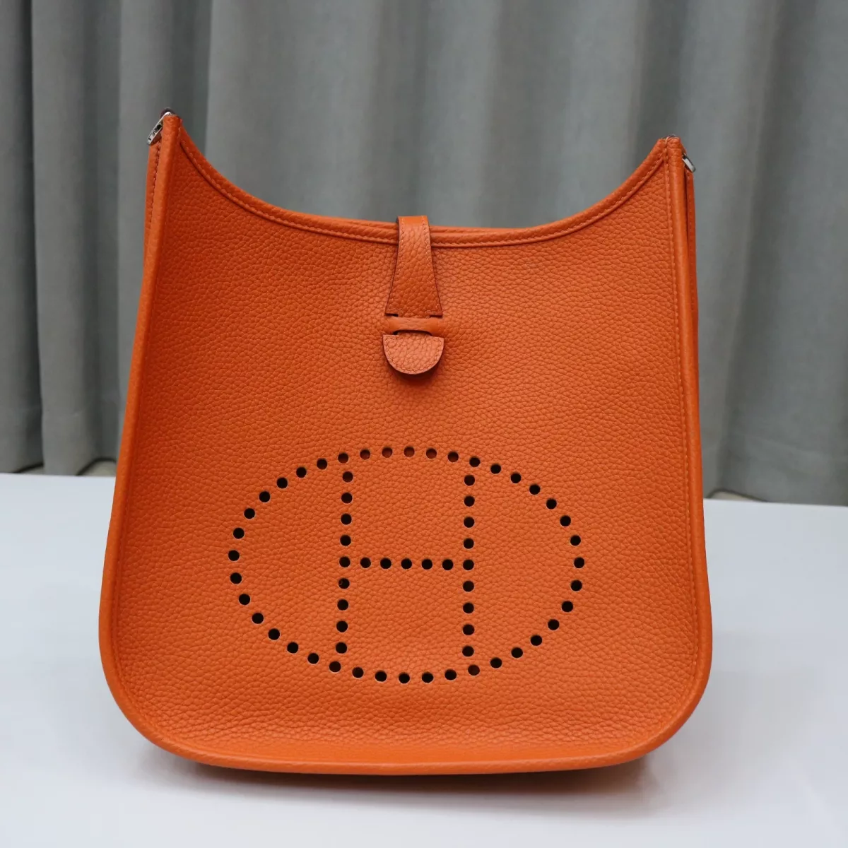 Orange clemence Evelyne Pm with phw