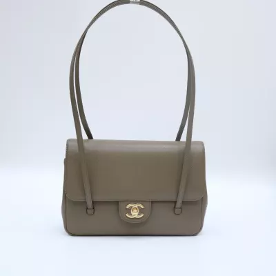 etoupe Shiny Caviar Chanel Preppy COCO Small Flap size：15*22*7cm