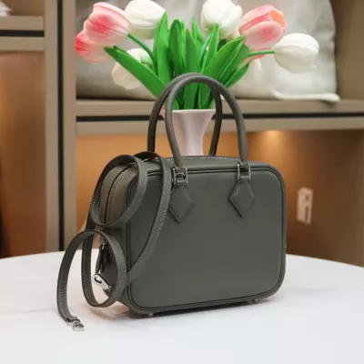 C6 Vert de Gris cherve plume mini with phw
