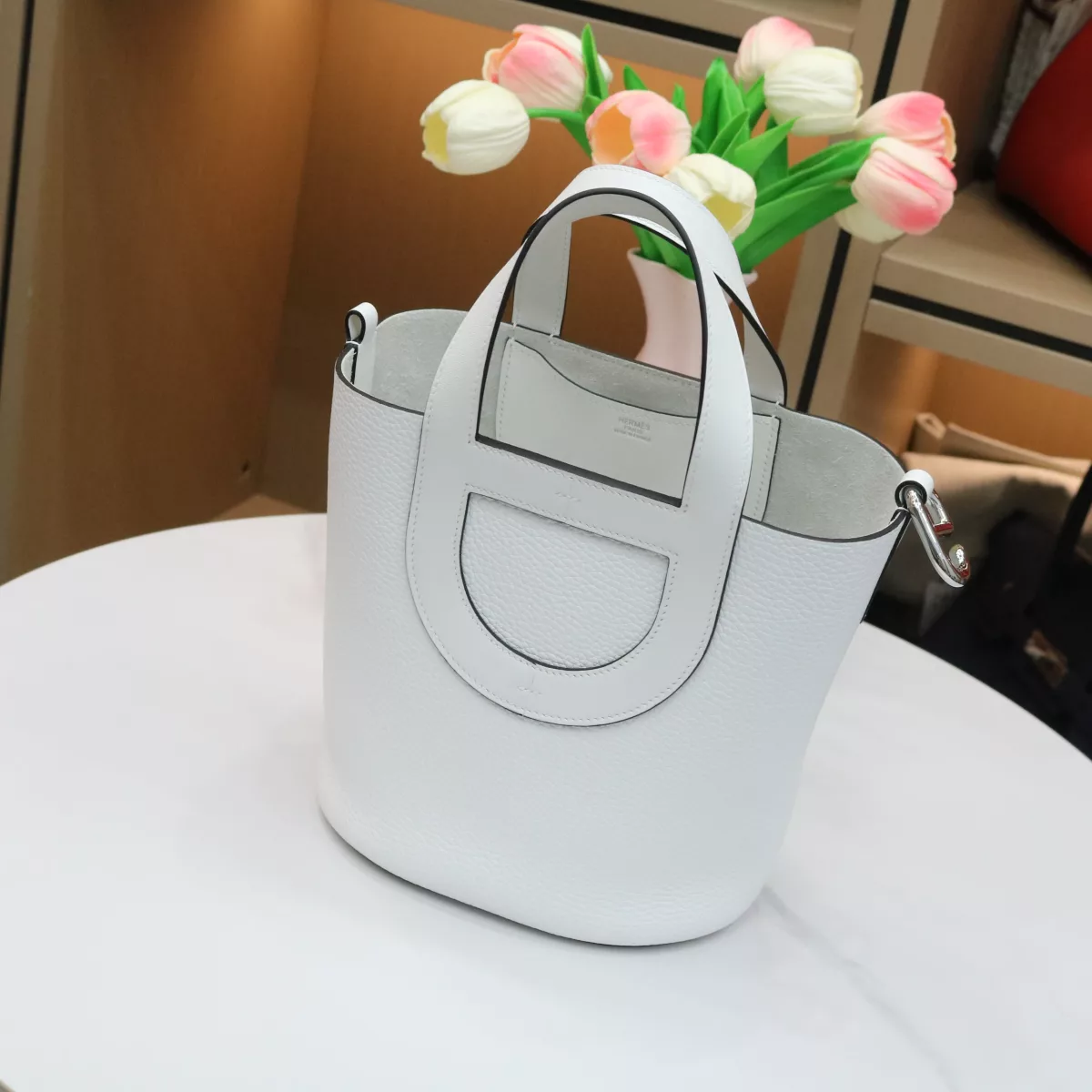 Hermes In The Loop 18 0U New White Clemence with phw